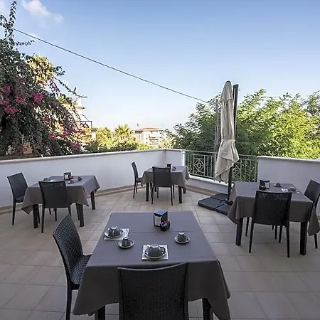 Residenza Prestige Hotel 3*